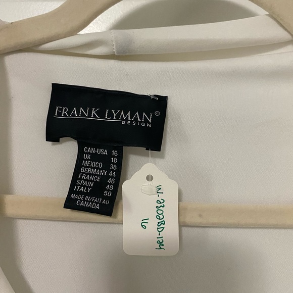 Frank Lyman off-white cowl top - Picture 2 of 3
